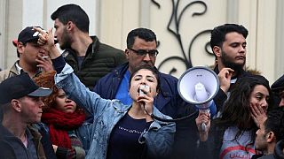 Tunisians to protest until gov't drops austerity measures