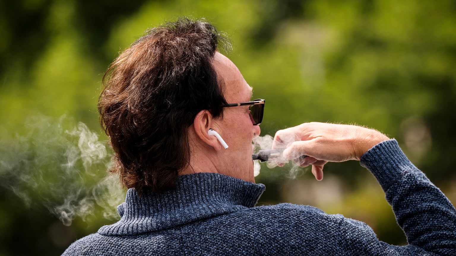Image: Vaping