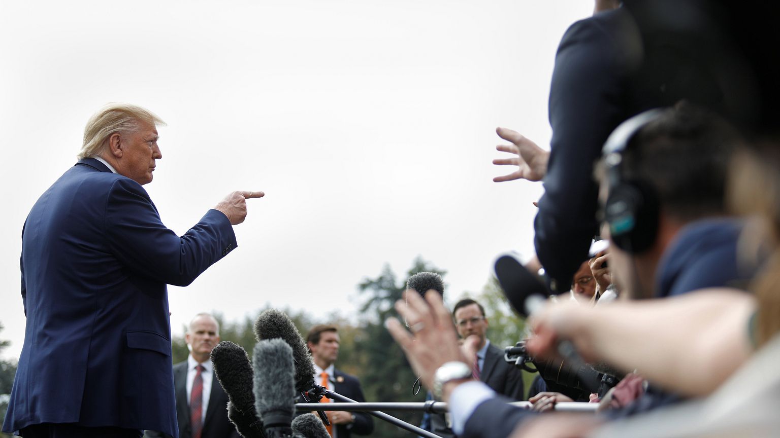 Image: U.S. President Donald Trump departs for South Carolina
