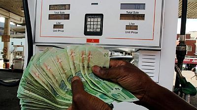 Zimbabwe to reduce fuel prices after cuts on import tax