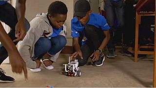 Rwanda : premier camp de formation en robotique