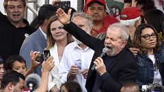 Image: FILE: Former President Of Brazil 'Lula' Da Silva Is Released From Pr