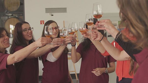 El vino de Madeira apuesta por aumentar las exportaciones y atraer a jóvenes y mujeres El vino de Madeira apuesta por aumentar las exportaciones y atraer a jóvenes y mujeres