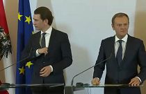 "Breves de Bruxelas": Tusk com Kurz e polémica sobre eleições europeias