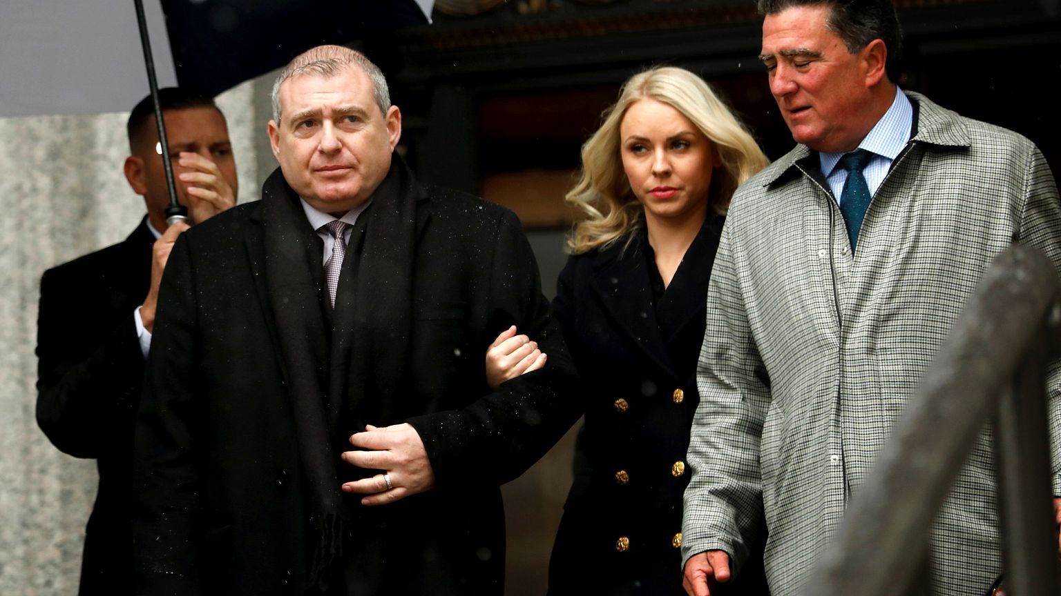 Image: Ukrainian-American businessman Lev Parnas and his wife, Svetlana, le