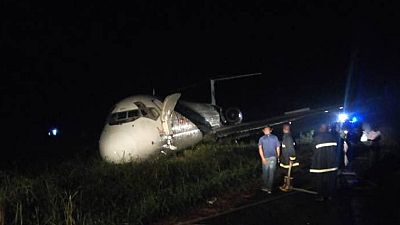 [Photos] Nigeria plane overshoots runway into bush