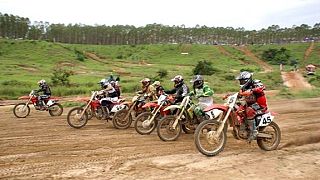 Motocross race in Pointe-Noire [no comment]