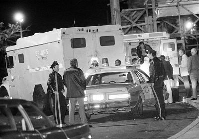 Police at the scene of the Brink\'s armored truck robbery in Nanuet, New York, on Oct. 21, 1981.