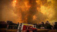 Image: Firefighters Continue To Battle Bushfires As Catastrophic Fire Dange
