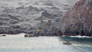Image: Elite soldiers taking part in a mission to retrieve bodies from Whit