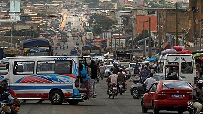 Côte d'Ivoire : braquage à la Kalachnikov en plein marché, un mort et des blessés
