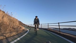 Sesenta kilómetros de carril bici gratuito en el archipiélago japonés