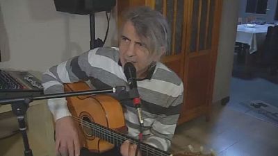 Syrian Refugee's guitar opens doors to new life in Belgium