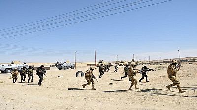 Egypte : 4 soldats et 10 jihadistes tués dans le Sinaï