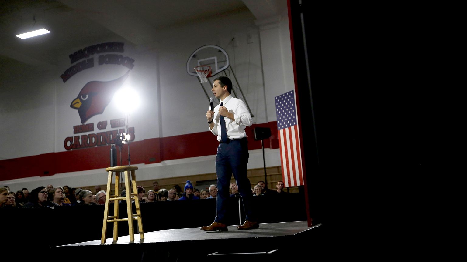 Image: Democratic presidential candidate Pete Buttigieg speaks at a campaig