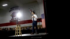 Image: Democratic presidential candidate Pete Buttigieg speaks at a campaig