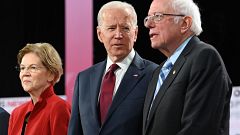 Democratic presidential hopefuls, from left, Massachusetts Sen. Elizabeth W