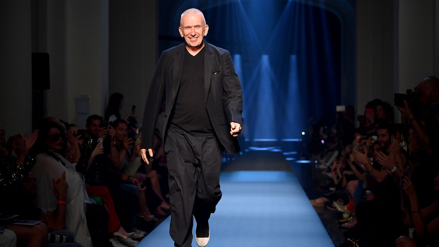 Jean Paul Gaultier : Runway - Paris Fashion Week - Haute Couture Fall/Winte