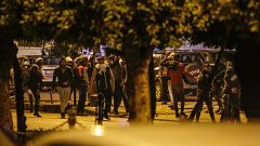 Image: Anti-government protesters clash with the Lebanese army in the coast