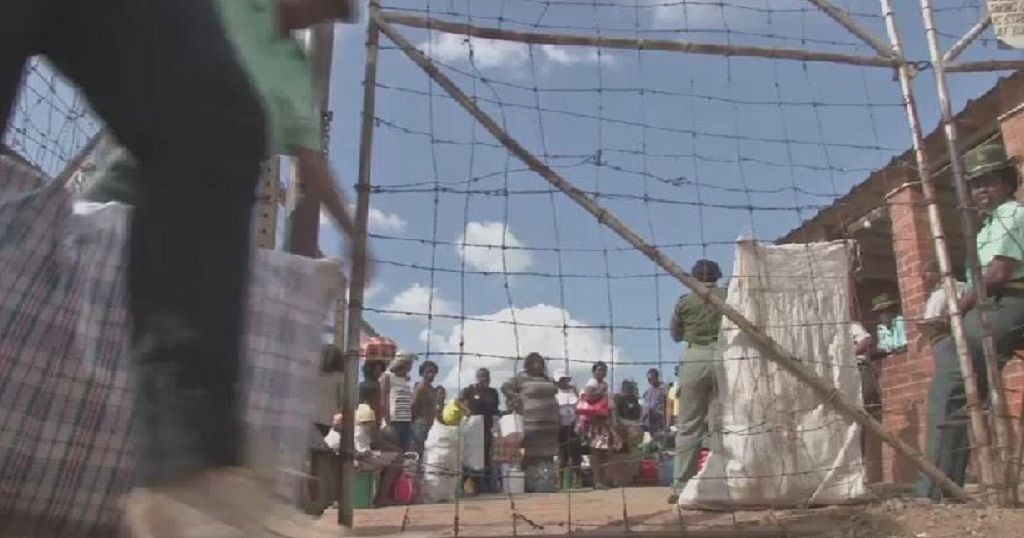 Emmerson Mnangagwa grants amnesty to 3,000 prisoners | Africanews