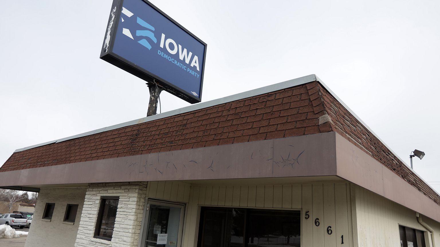 Image: Technical Difficulties Continue To Delay Iowa Caucus Results
