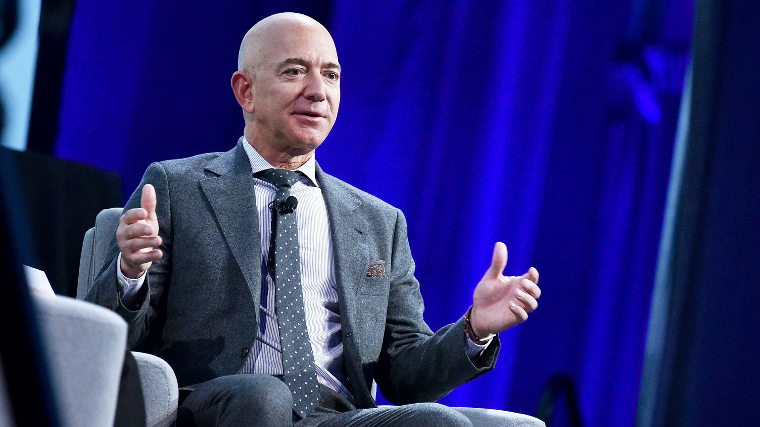 US-SPACE-AWARD-BEZOS