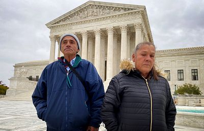 Jesus Hernandez and Maria Guadalupe Guereca, the parents of Sergio Hernandez Guereca, outside of the Supreme Court on Nov. 12, 2019.