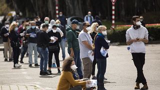 Image: Israelis in isolation due to Coronavirus concerns attend to cast the