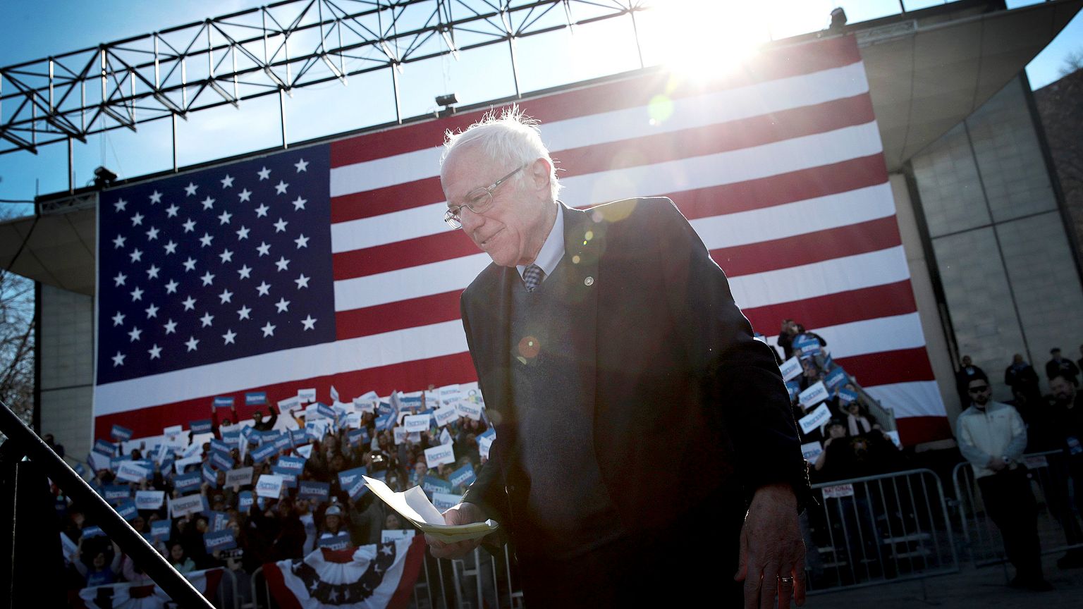Image: Sen. Bernie Sanders arrives for a campaign rally in Chicago on March