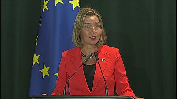 EU-Kommission legt Fortschrittsbericht der Beitrittskandidaten vor. EU-Politiker reagiern auf britischen Windrush-Skandal EU-Kommission legt Fortschrittsbericht der Beitrittskandidaten vor. EU-Politiker reagiern auf britischen Windrush-Skandal