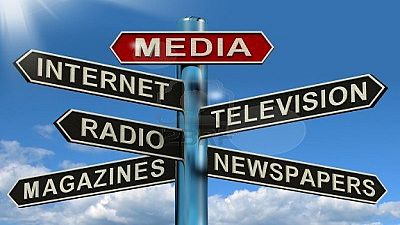 Médias : des initiatives pour combattre la désinformation