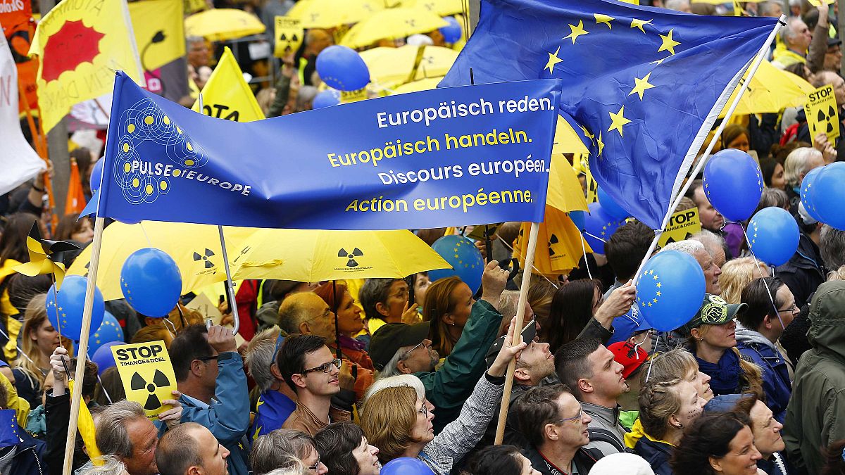ЕС и Иран против США. Рост евроскептицизма. Ню пришли в музей