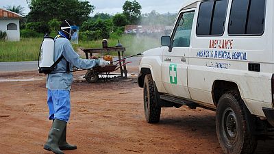 Synthèse : panique en RDC où Ebola se propage en zone urbaine