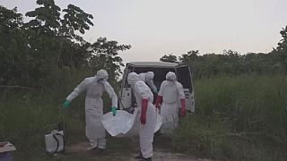 DRC Red cross buries victim of ebola to prevent spread of contagious viral disease