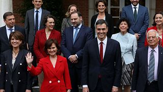 Un nouveau gouvernement espagnol en exemple