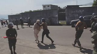 Trois opposants arrêtés aux Comores