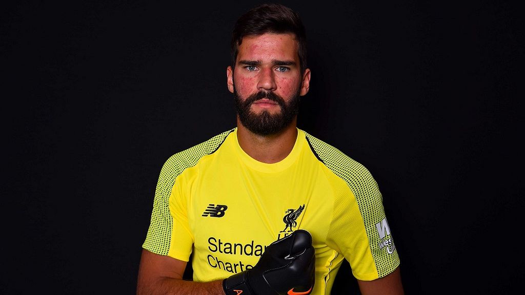 Liverpool Sign As Roma Goalkeeper Alisson For World Record Fee Africanews