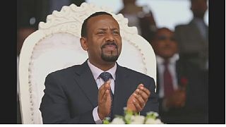 Des Éthiopiens valident les choix du premier ministre Abiy Ahmed