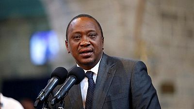 Au Kenya, le président Kenyatta en campagne contre la corruption