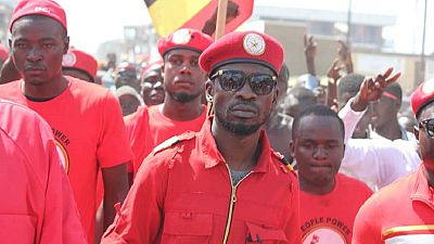 Ouganda : le député Bobi Wine "convoqué devant un tribunal militaire" pour "trahison"