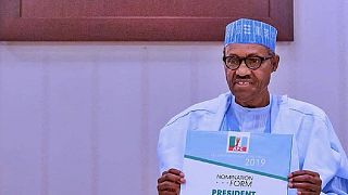 Nigeria's 2019 polls: Buhari submits party forms, slams PDP's 16 years