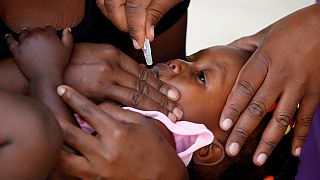 Zimbabwe vaccinates urban dwellers to combat cholera outbreak