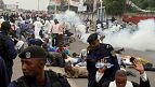 En Côte d'Ivoire, des étudiants protestent contre la grève des enseignants [No Comment]