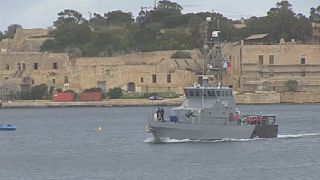 Les migrants bloqués en Méditerranée ont finalement accosté à Malte