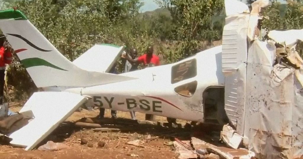 RÃ©sultat de recherche d'images pour "kenya light aircraft crash kills 5"