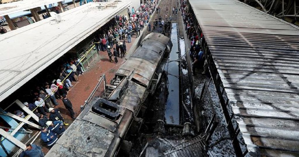 Egypt transport minister resigns after train crash kills 25 | Africanews