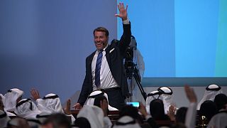 Inspire Middle East : le coach Tony Robbins diffuse ses bonnes ondes aux Emirats