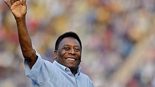 Football : la légende Pelé hospitalisée à Paris