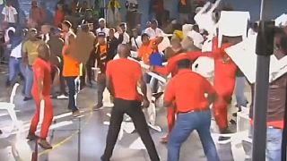 Chaos erupts between South Africa left-wing parties supporters [No Comment]