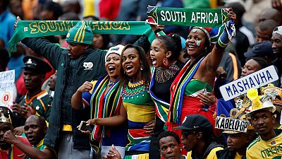 Élections en Afrique du Sud : des partis politiques en campagne dans les stades de football